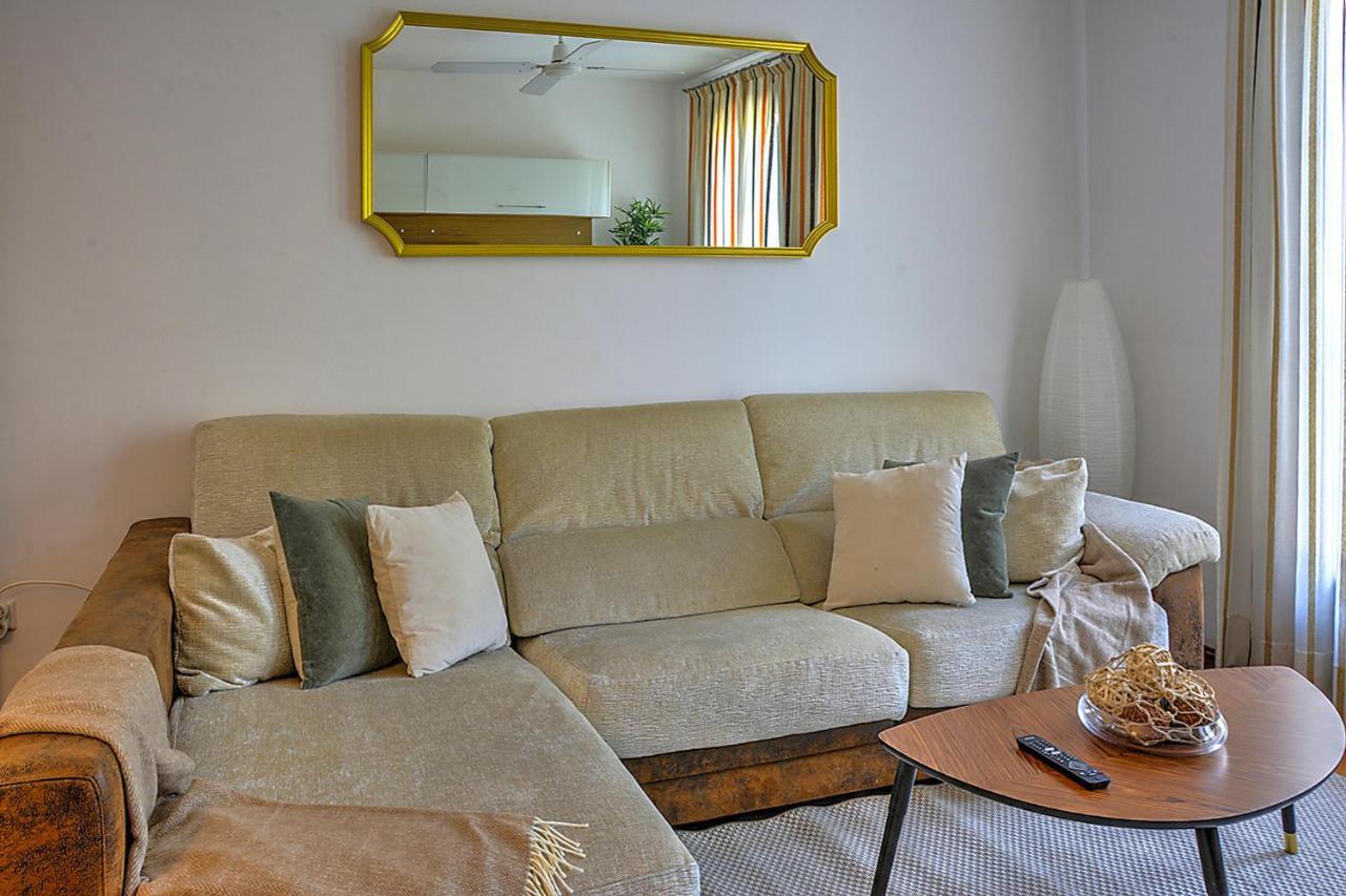 San Bernardo Family Apartment Seville Luaran gambar