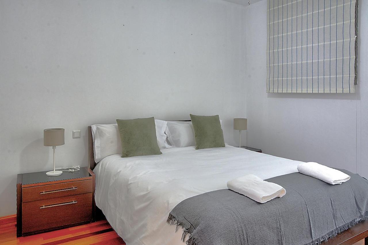 San Bernardo Family Apartment Seville Luaran gambar
