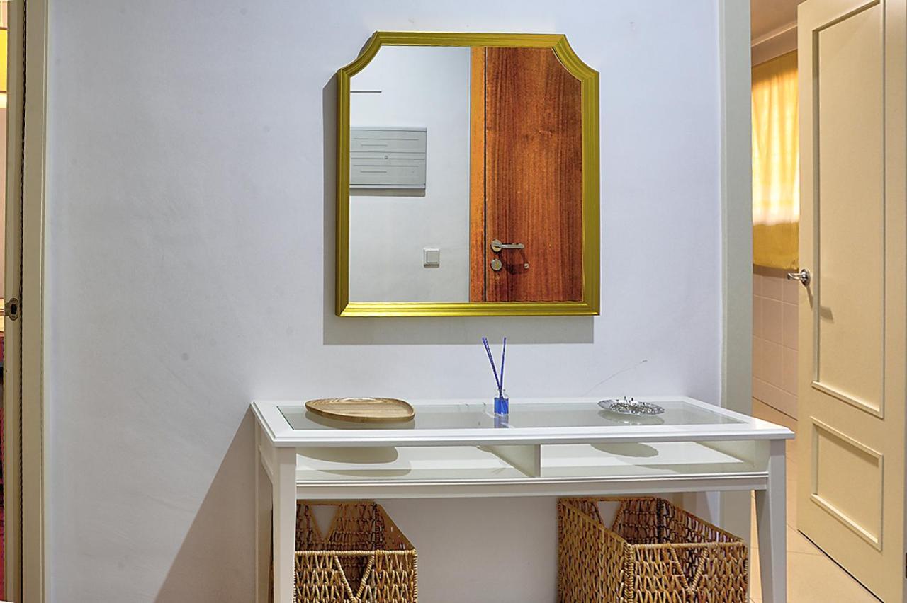 San Bernardo Family Apartment Seville Luaran gambar